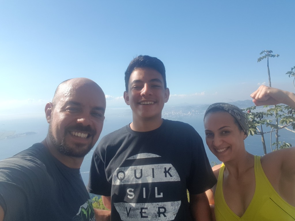 Rafael já esperava a gente no cume.