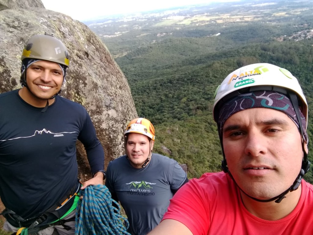 Piazada do Nas Nuvens Montanhismo, Alisson, Juliano e Xandão.