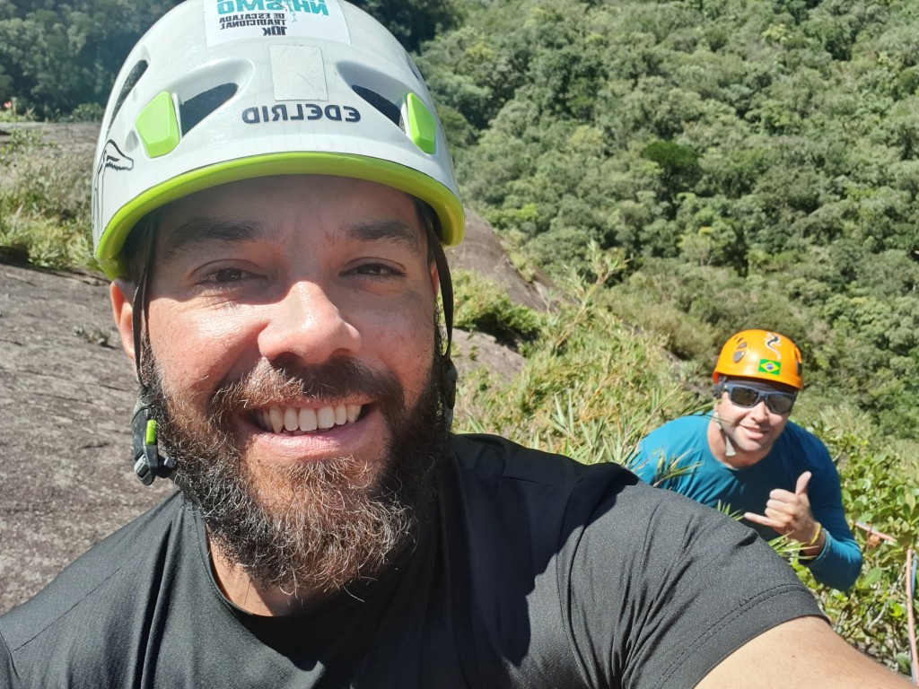 Rafael na parceria da escalada