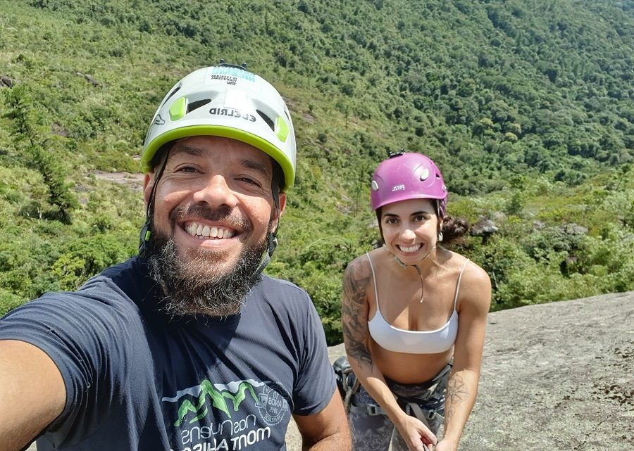 Na parede também é um bom lugar para conversar …