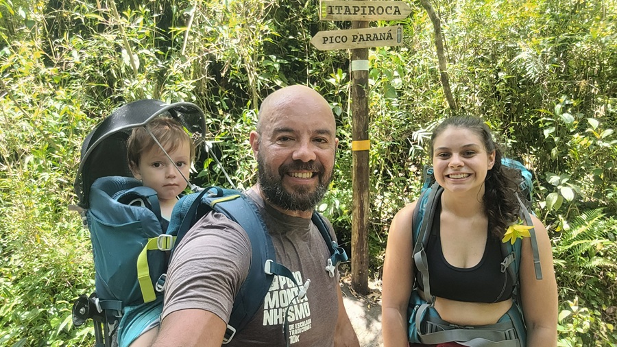 Crianças na Montanha: Nossa Experiência no Pico Itapiroca