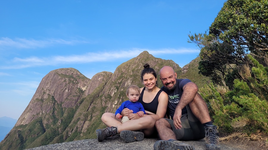 Pico Paraná com Oliver: levando mais um neto para a montanha